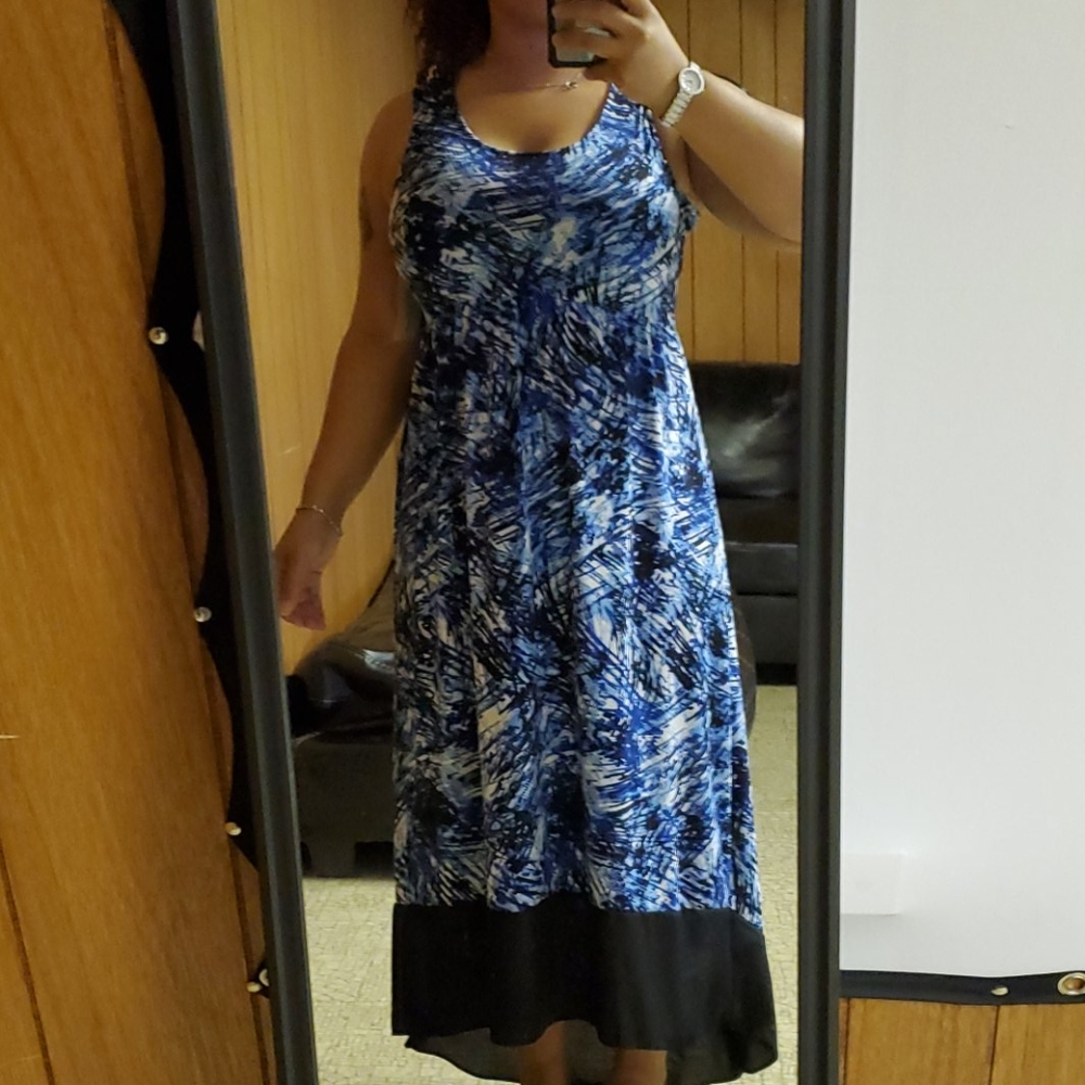 Dress - Picture 5 of 5